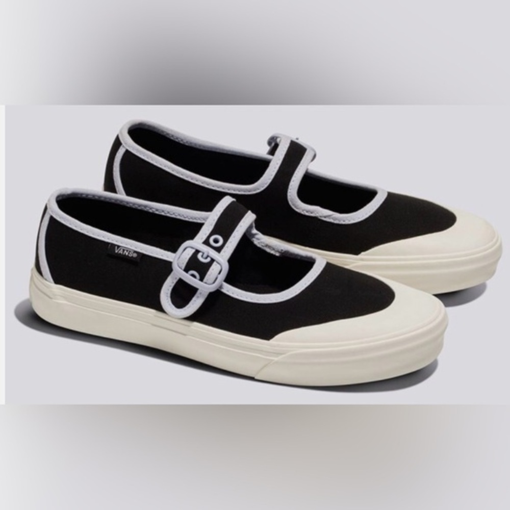 NEW Vans Mary Jane Ballerina Black Women’s Sz 5.5